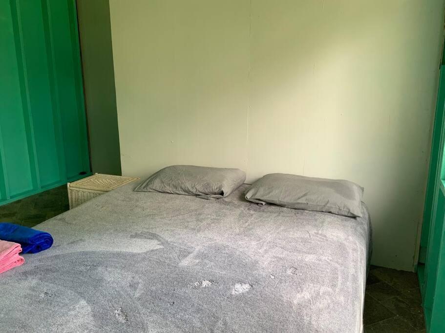 מלון Mountain View Simple Rustic Studio Deluxe Bed In Tropical Fruits Garden מראה חיצוני תמונה